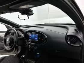Toyota Aygo (2023) thumbnail 6