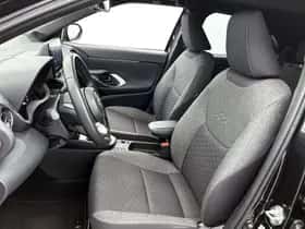 Toyota Yaris_Cross (2023) thumbnail 15