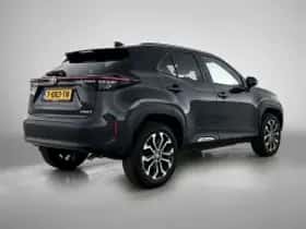 Toyota Yaris_Cross (2023) thumbnail 3