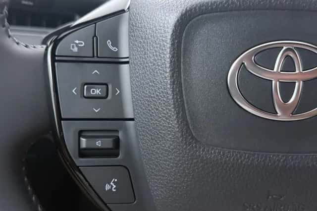 Toyota C-HR+ (2026) thumbnail 6