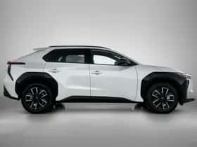 Toyota bZ4X (2026) thumbnail 11