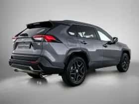 Toyota RAV4 (2025) thumbnail 3