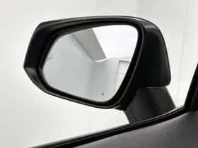 Toyota RAV4 (2025) thumbnail 36