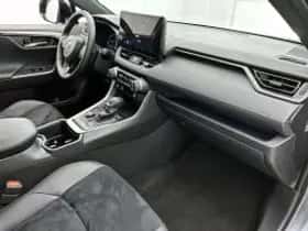 Toyota RAV4 (2025) thumbnail 7