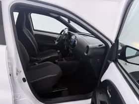 Toyota Aygo (2024) thumbnail 26
