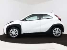 Toyota Aygo (2024) thumbnail 4