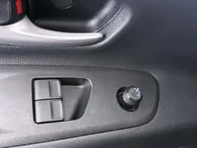 Toyota Aygo (2024) thumbnail 4