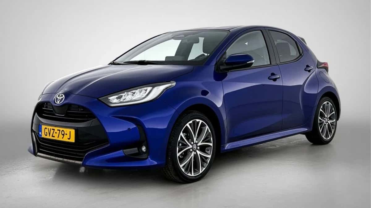 Toyota Yaris (2024) — foto 1