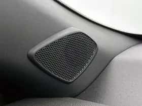 Toyota Yaris (2024) thumbnail 18