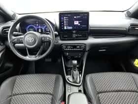Toyota Yaris (2024) thumbnail 4
