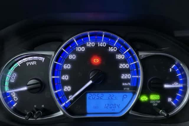 Toyota Yaris (2016) thumbnail 6