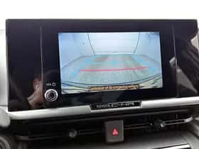 Toyota C-HR (2025) thumbnail 8