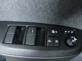 Toyota Yaris_Cross (2022) thumbnail 13