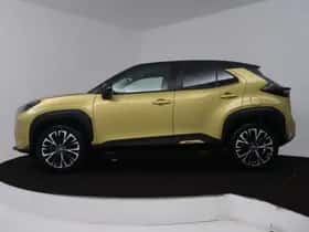 Toyota Yaris_Cross (2022) thumbnail 3