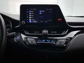 Toyota C-HR (2023) thumbnail 28