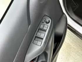 Toyota Yaris_Cross (2025) thumbnail 22