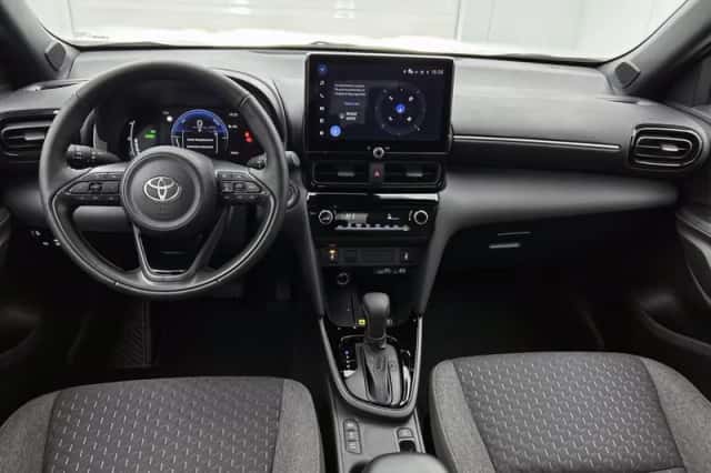 Toyota Yaris_Cross (2025) thumbnail 4