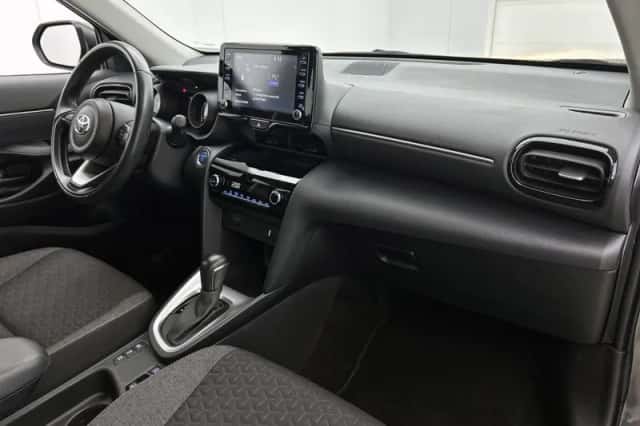 Toyota Yaris_Cross (2024) thumbnail 6
