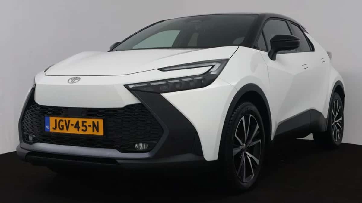 Toyota C-HR (2025) — foto 1