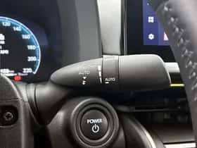 Toyota C-HR (2025) thumbnail 26