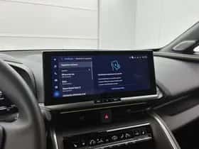 Toyota C-HR (2025) thumbnail 31