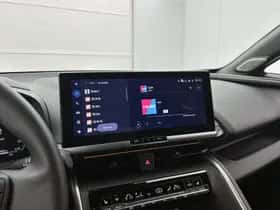 Toyota C-HR (2025) thumbnail 7