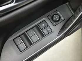 Toyota RAV4 (2025) thumbnail 22