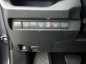 Toyota RAV4 (2025) thumbnail 31