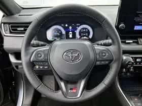 Toyota RAV4 (2025) thumbnail 32