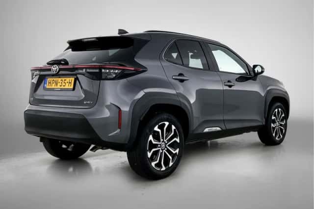 Toyota Yaris_Cross (2025) thumbnail 2