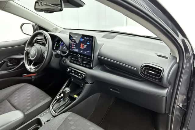 Toyota Yaris (2025) thumbnail 6
