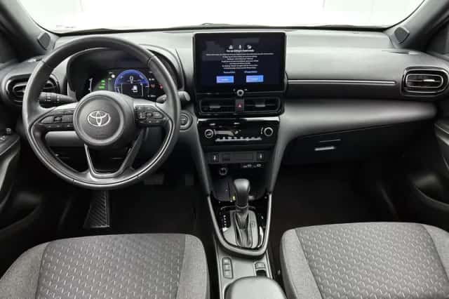 Toyota Yaris_Cross (2025) thumbnail 4