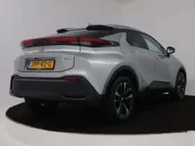 Toyota C-HR (2025) thumbnail 3