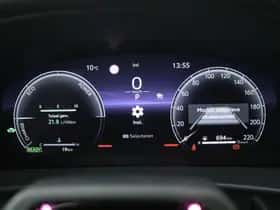 Toyota C-HR (2025) thumbnail 6