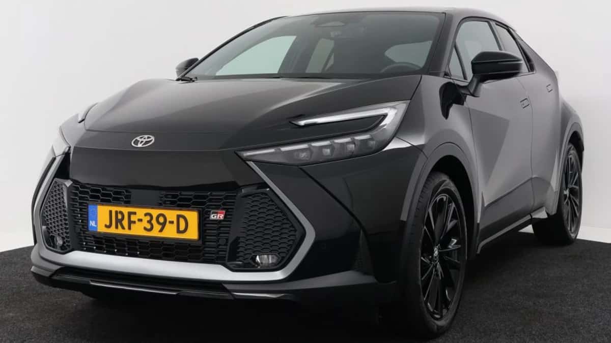 Toyota C-HR (2025) — foto 1