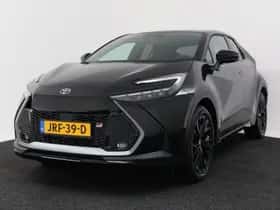 Toyota C-HR (2025) thumbnail 1