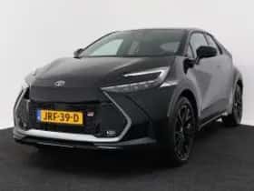 Toyota C-HR (2025) thumbnail 2