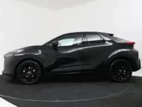 Toyota C-HR (2025) thumbnail 4