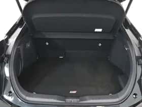 Toyota C-HR (2025) thumbnail 4