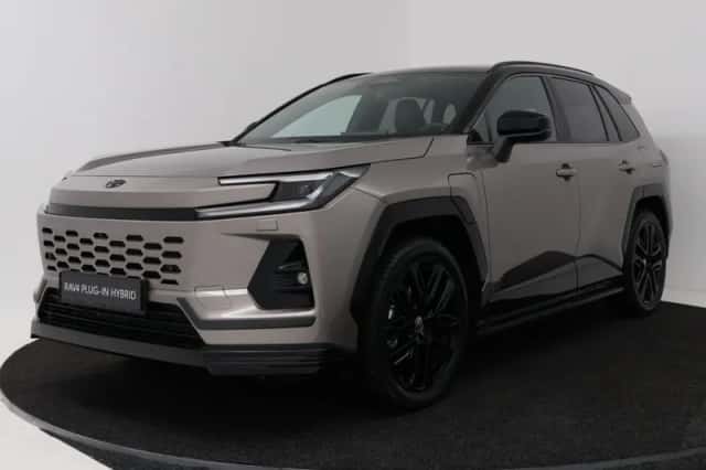 Toyota RAV4 (2026) thumbnail 1