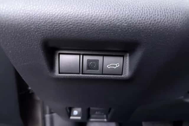Toyota RAV4 (2026) thumbnail 6