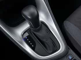 Toyota Yaris (2021) thumbnail 13