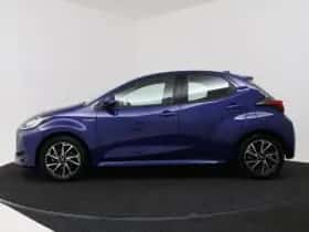 Toyota Yaris (2021) thumbnail 4