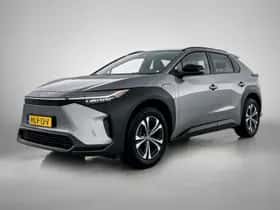 Toyota bZ4X (2025) thumbnail 1