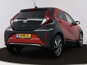 Toyota Aygo (2023) thumbnail 2