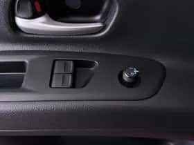 Toyota Aygo (2023) thumbnail 4