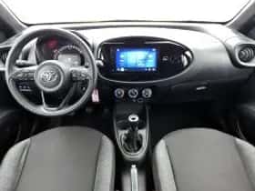 Toyota Aygo (2024) thumbnail 5