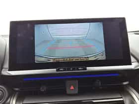 Toyota C-HR (2025) thumbnail 8