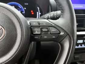 Toyota Yaris_Cross (2025) thumbnail 14