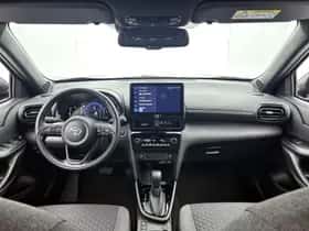 Toyota Yaris_Cross (2025) thumbnail 4